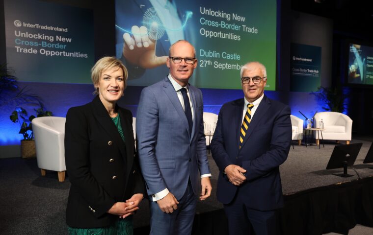 Margaret Hearty CEO Inter Trade Ireland Minister for Enterprise Simon Coveney TD and Richard Kennedy Chairman Inter Trade Ireland at the launch of the new cross border trade hub in Dublin Castle